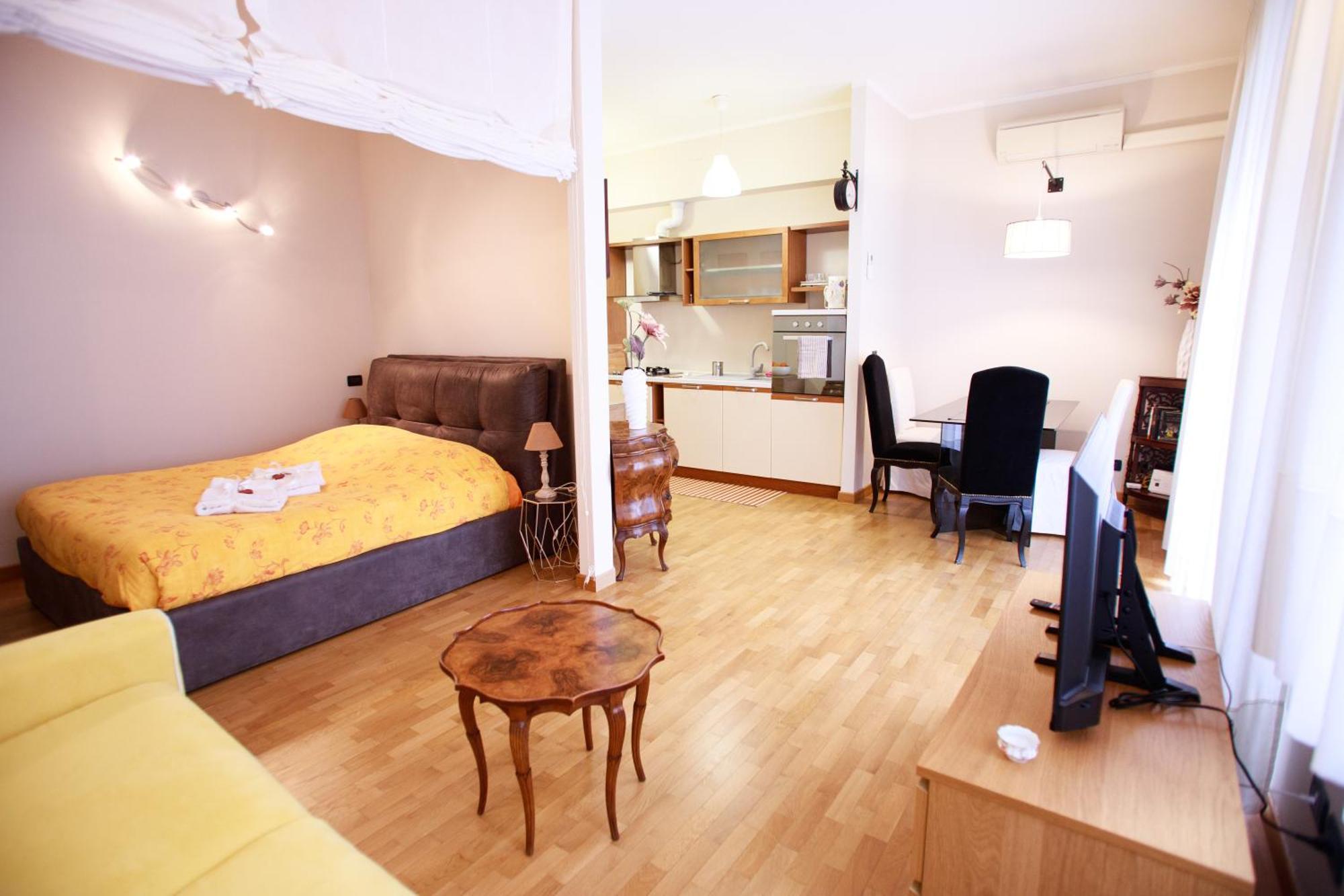 Ferienwohnung Sofia House With Private Parking Genua Exterior foto