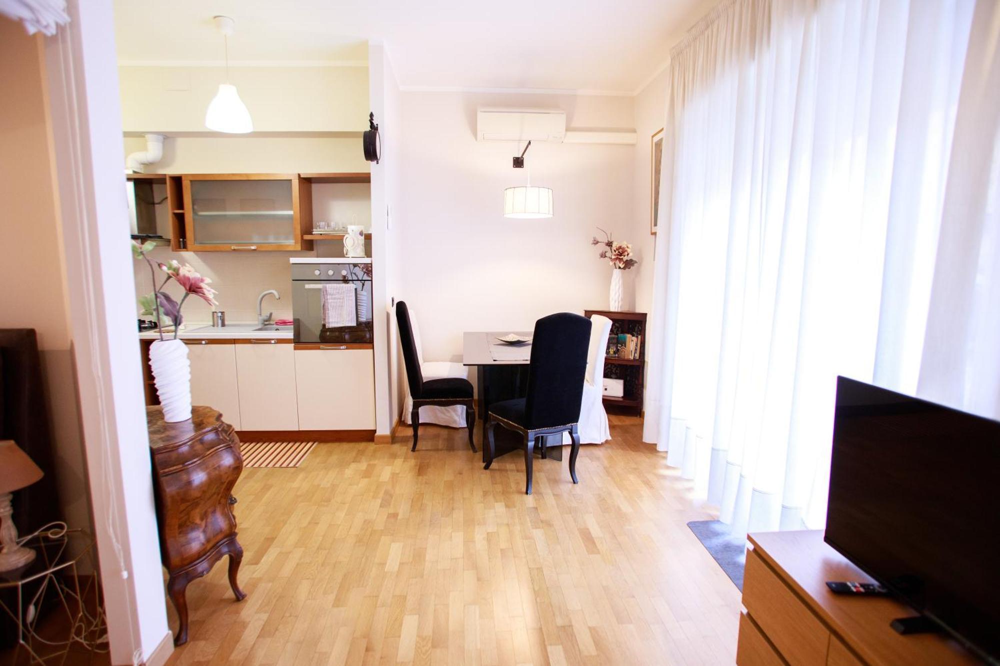 Ferienwohnung Sofia House With Private Parking Genua Exterior foto